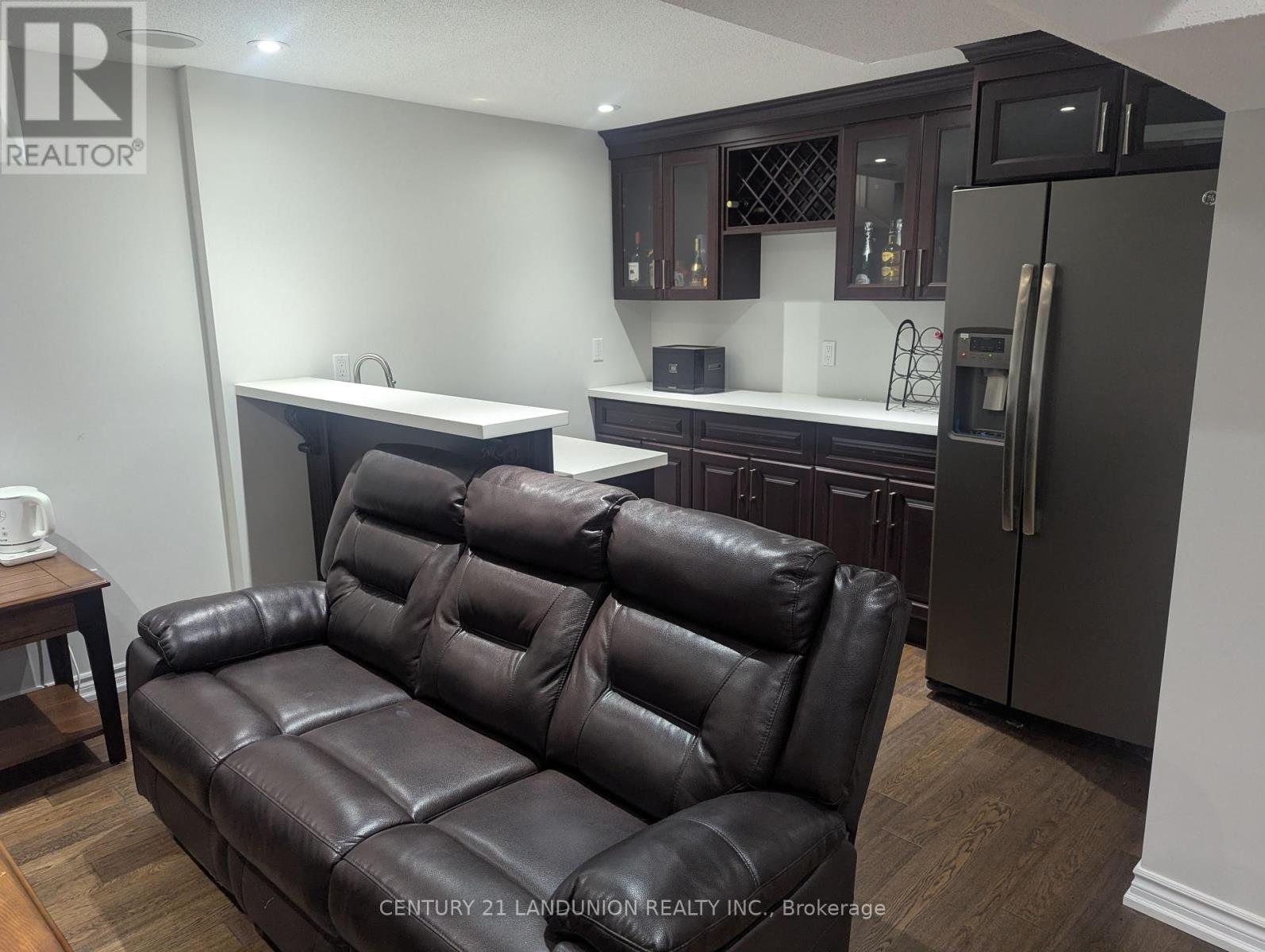 58 Stricker Avenue, Markham, Ontario  L6E 1N6 - Photo 5 - N12386170