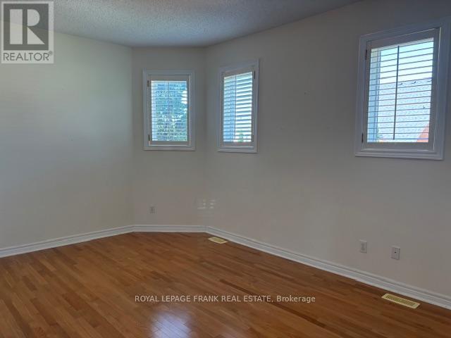 40 Kimberly Drive, Whitby, Ontario  L1M 1K5 - Photo 11 - E12387632