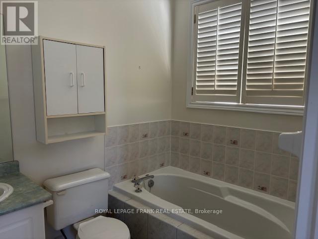 40 Kimberly Drive, Whitby, Ontario  L1M 1K5 - Photo 13 - E12387632