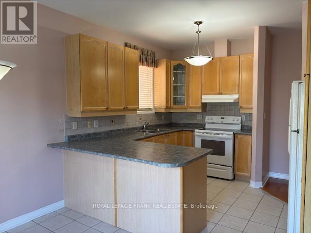 40 Kimberly Drive, Whitby, Ontario  L1M 1K5 - Photo 7 - E12387632