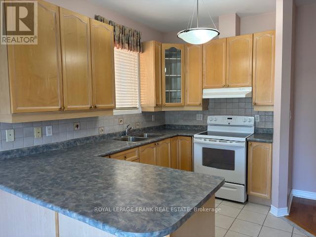 40 Kimberly Drive, Whitby, Ontario  L1M 1K5 - Photo 9 - E12387632