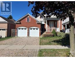 40 KIMBERLY DRIVE, Whitby, Ontario