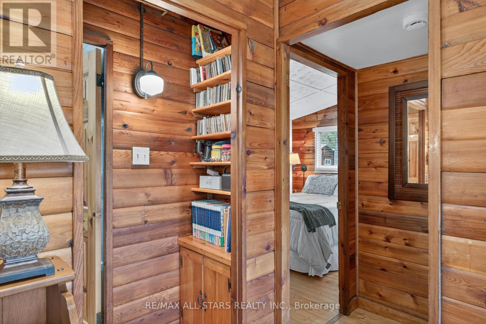 27 Cedarplank Road, Kawartha Lakes, Ontario  K0M 1N0 - Photo 18 - X12387613