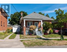 544 Douglas Avenue, Peterborough (Town Ward 3), Ca