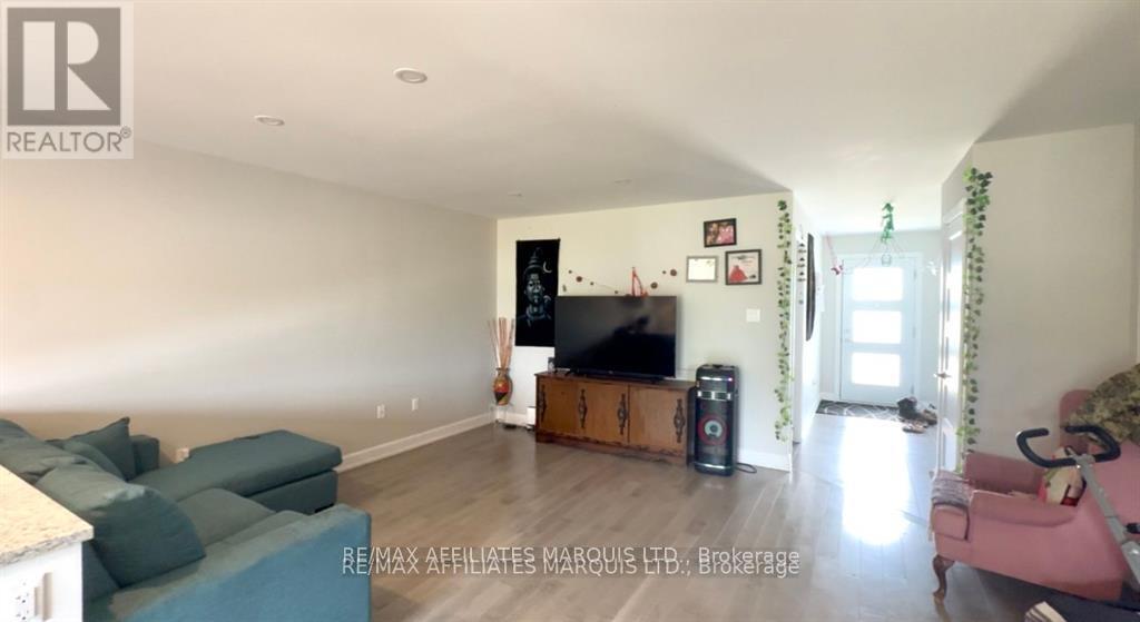 2282 Crewson Court, Cornwall, Ontario  K6H 0H9 - Photo 7 - X12387560