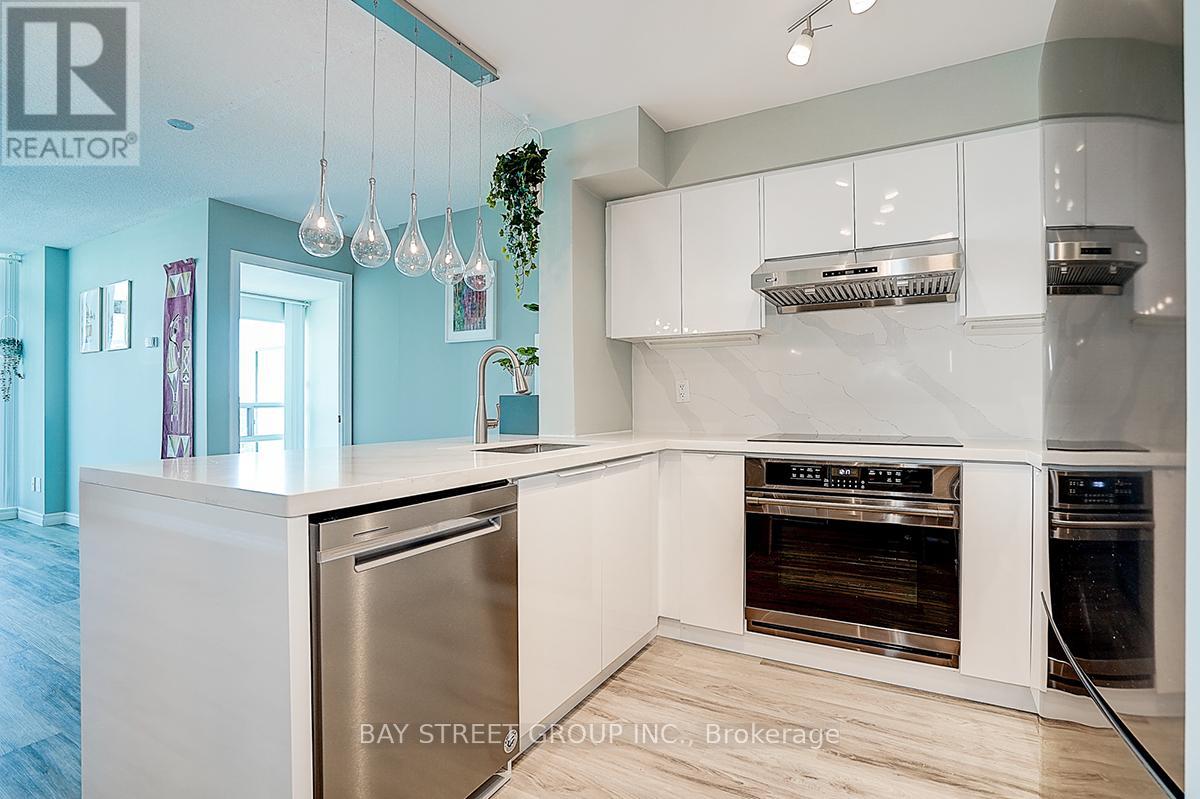 Ph3 - 5500 Yonge Street, Toronto, Ontario  M2N 7L1 - Photo 9 - C12387549