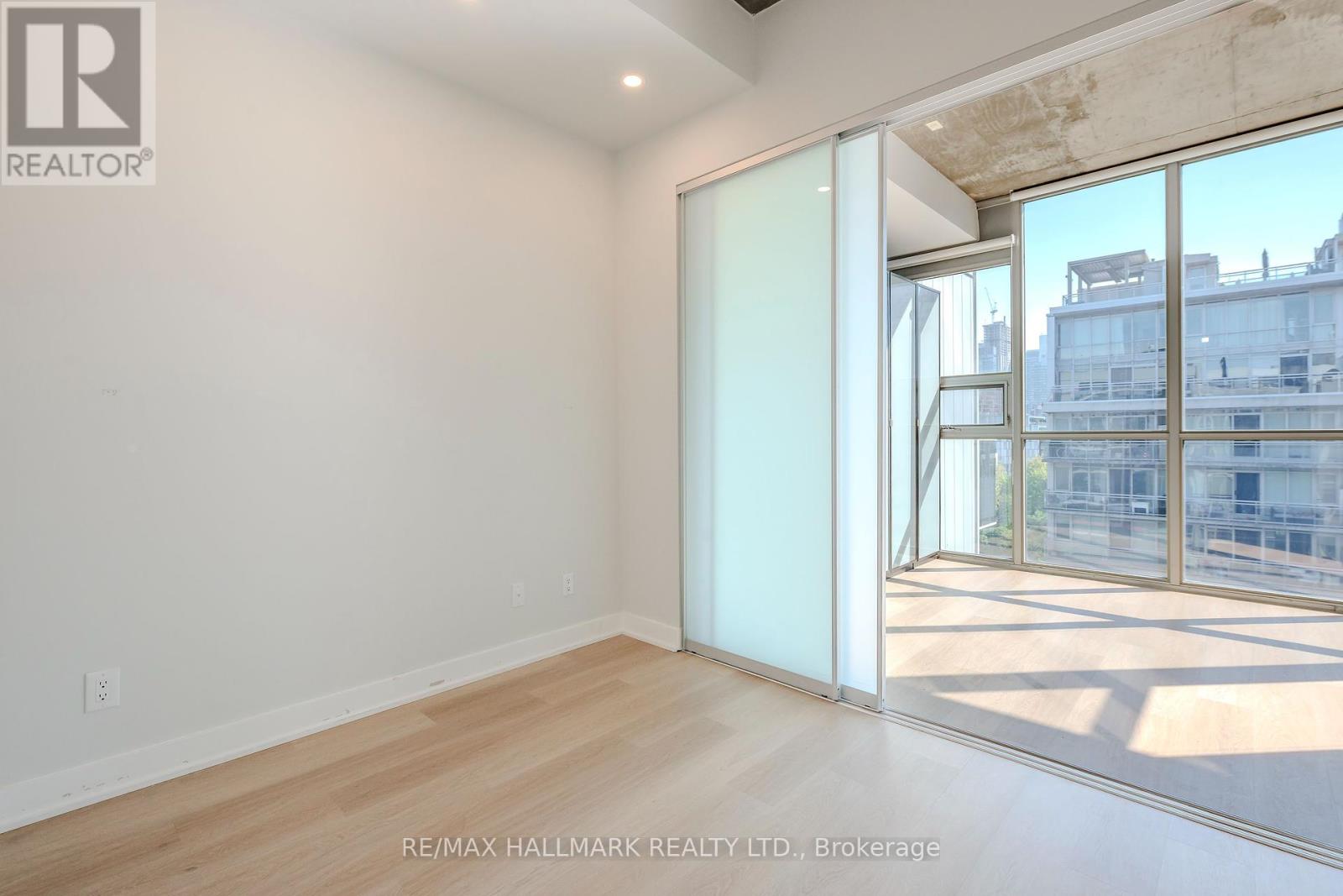 910 - 60 Bathurst Street, Toronto, Ontario  M5V 2P4 - Photo 20 - C12387595