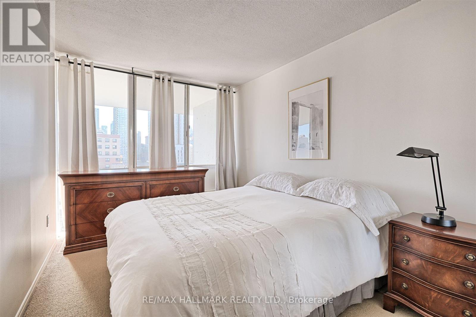 8e - 86 Gerrard Street E, Toronto, Ontario  M5B 2J1 - Photo 10 - C12387602