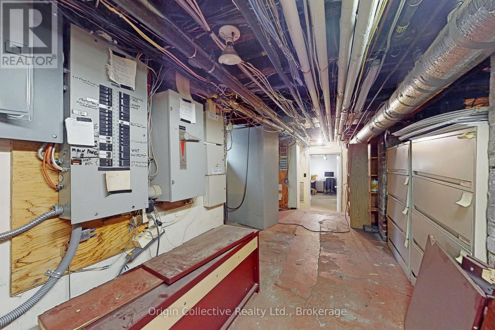 1 - 17 Isabella Street, Toronto, Ontario  M4Y 1M7 - Photo 32 - C12387630