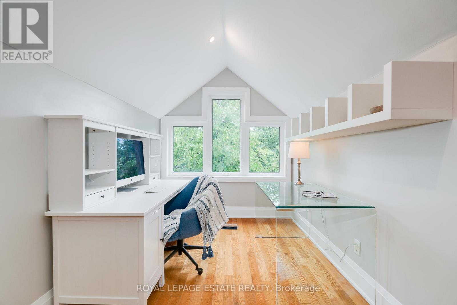 18 Bastedo Avenue, Toronto, Ontario  M4C 3M7 - Photo 25 - E12387599