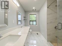 11951 Yonge Street, Richmond Hill, Ontario  L4C 4X7 - Photo 14 - N12387614