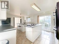11951 Yonge Street, Richmond Hill, Ontario  L4C 4X7 - Photo 2 - N12387614