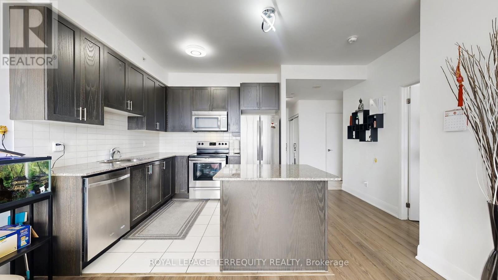 910 - 2900 Highway 7 Street, Vaughan, Ontario  L4K 0G3 - Photo 21 - N12387631