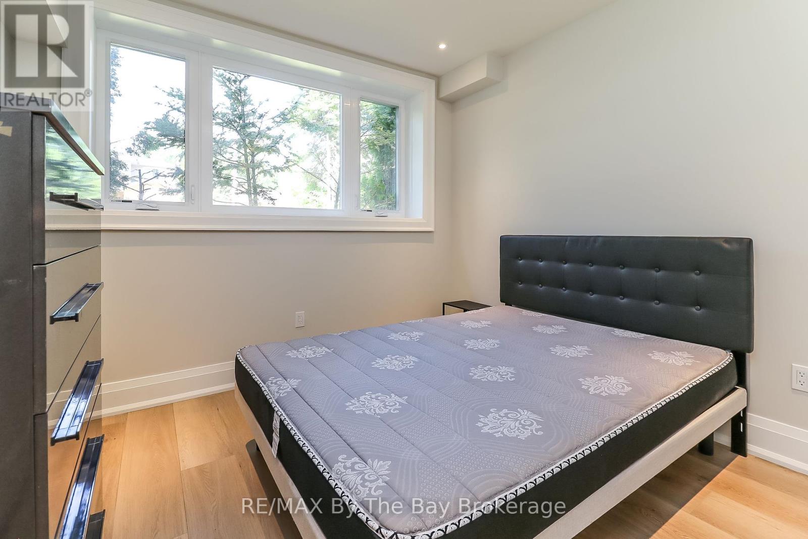 35 48th Street N, Wasaga Beach, Ontario  L9Z 1Y3 - Photo 42 - S12387687