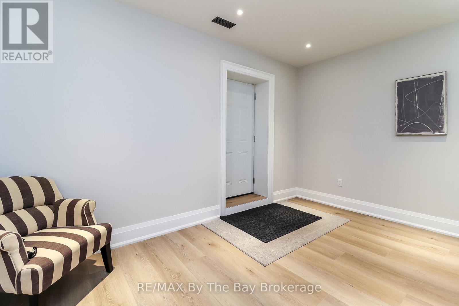 35 48th Street N, Wasaga Beach, Ontario  L9Z 1Y3 - Photo 47 - S12387687