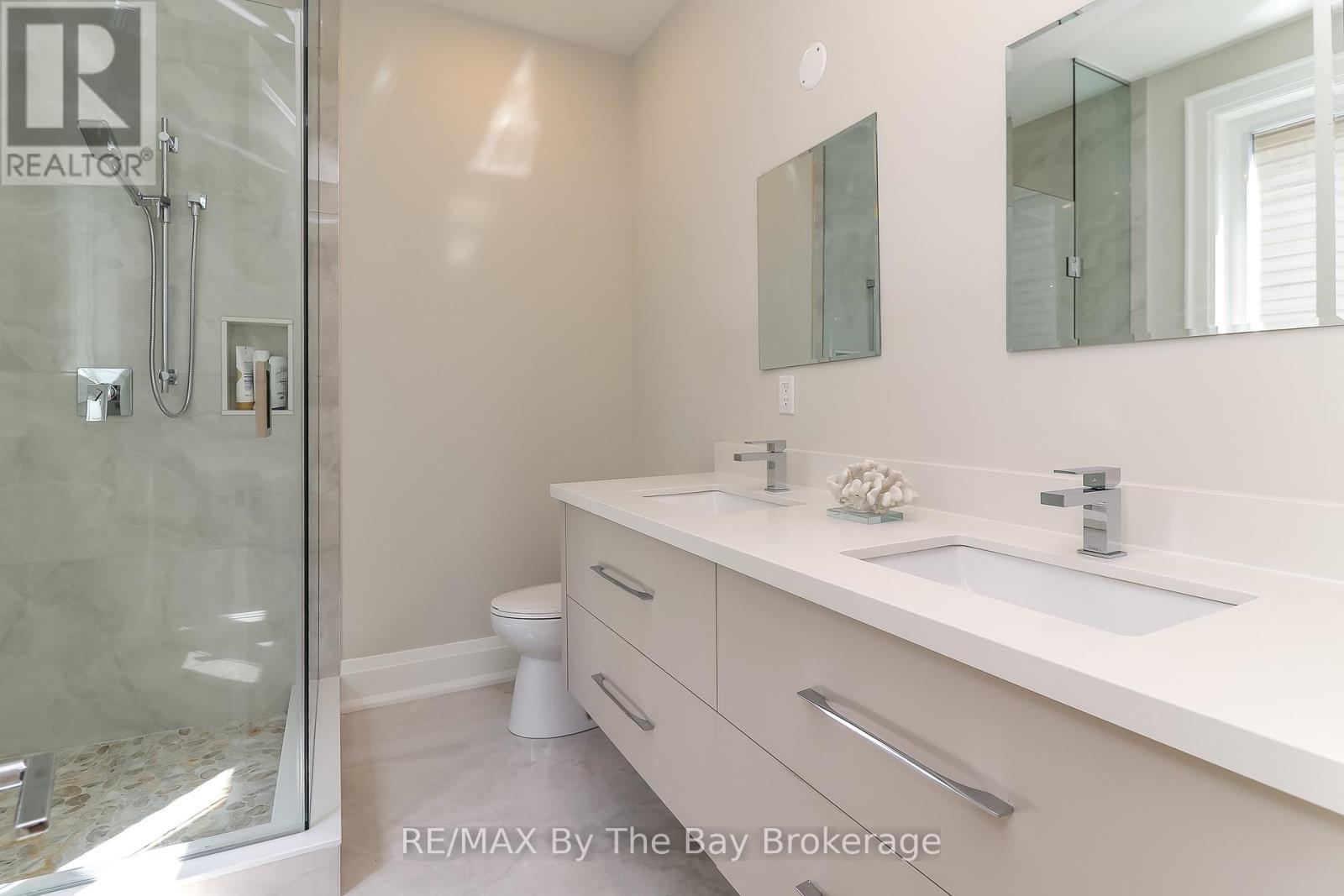 35 48th Street N, Wasaga Beach, Ontario  L9Z 1Y3 - Photo 6 - S12387687