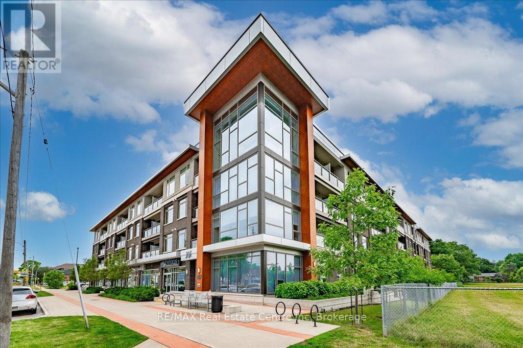 420 - 457 Plains Road E, Burlington, Ontario  L7T 0B8 - Photo 12 - W12387669