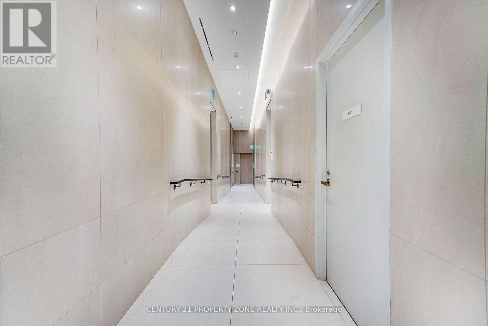 2003 - 28 Ann Street, Mississauga, Ontario  L5G 0E1 - Photo 12 - W12387548