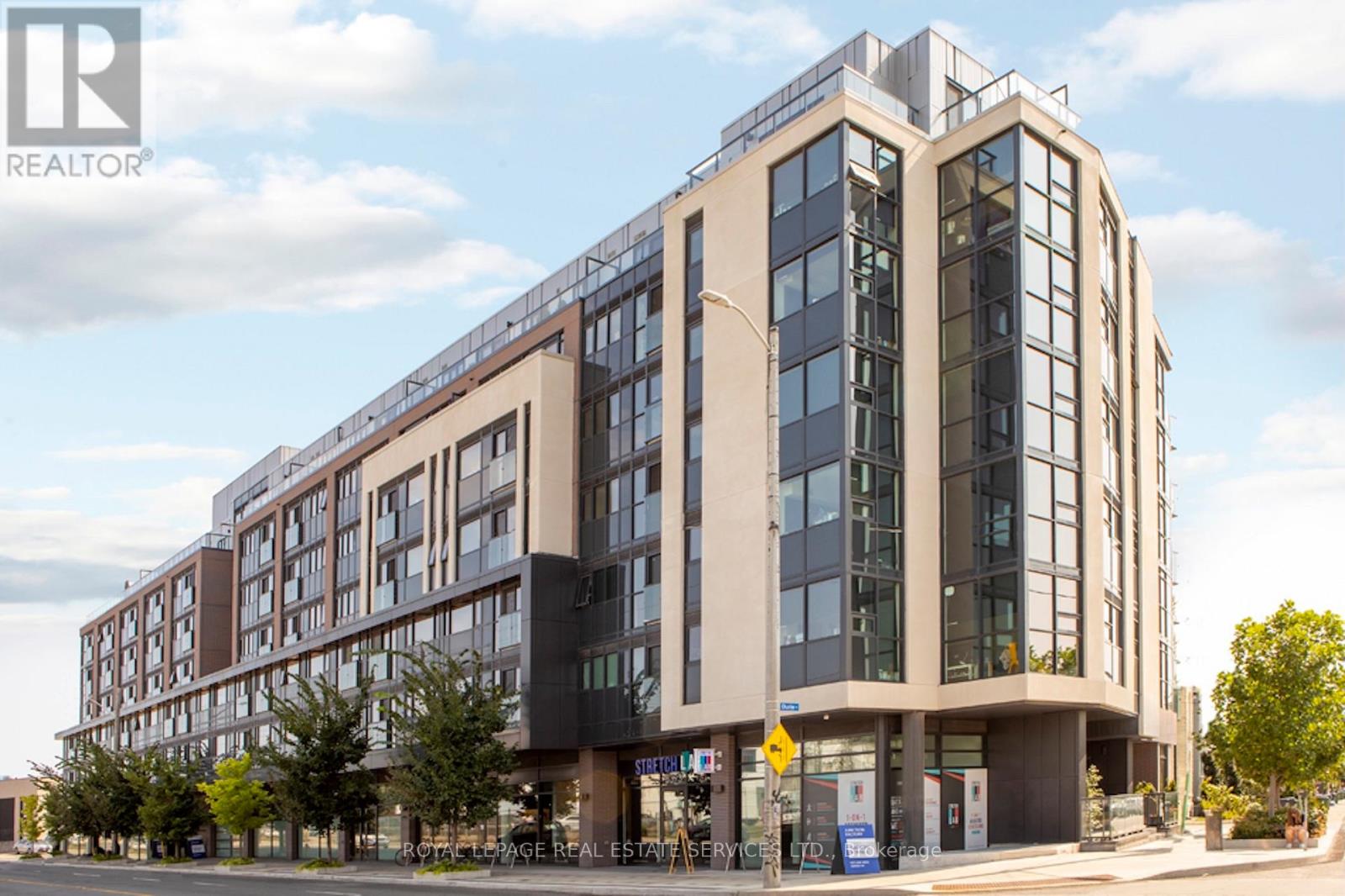 322 - 3385 DUNDAS STREET W, Toronto, Ontario