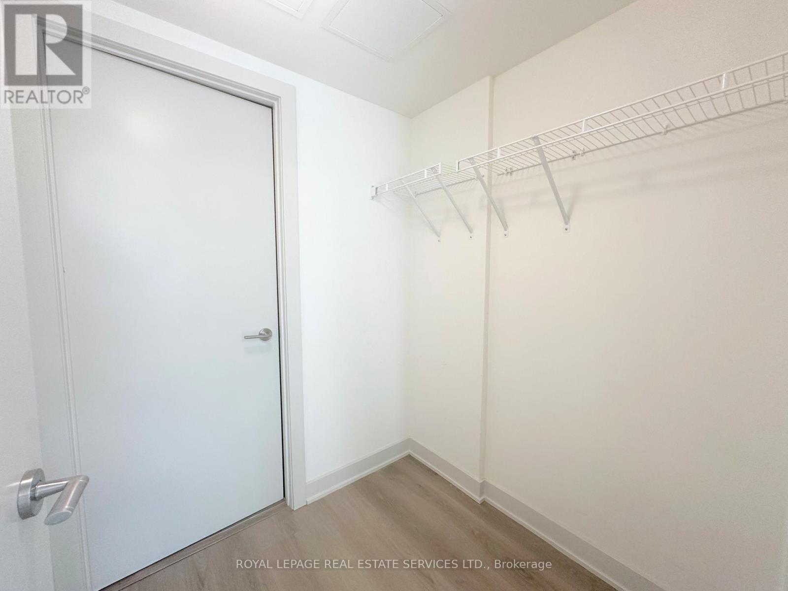 322 - 3385 Dundas Street W, Toronto, Ontario  M6S 2S2 - Photo 10 - W12387586