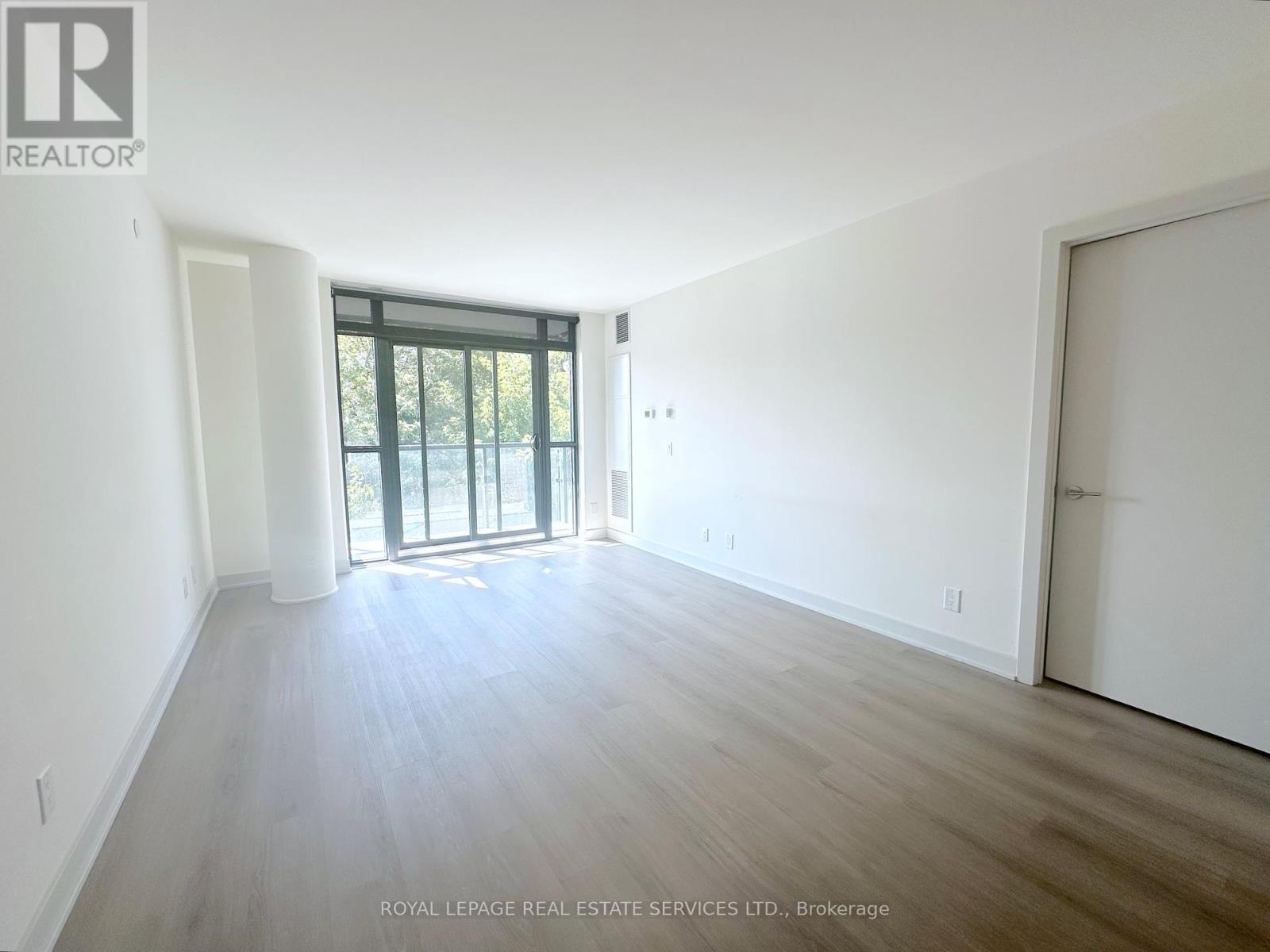 322 - 3385 Dundas Street W, Toronto, Ontario  M6S 2S2 - Photo 7 - W12387586