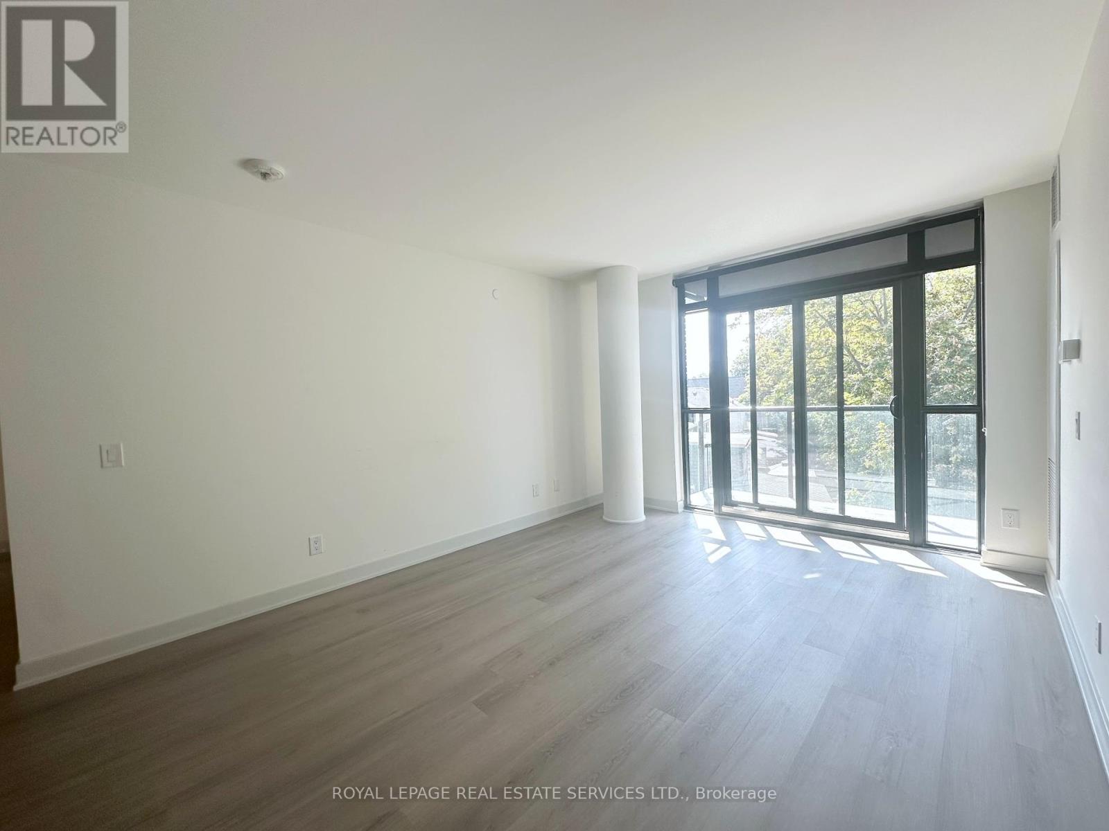 322 - 3385 Dundas Street W, Toronto, Ontario  M6S 2S2 - Photo 8 - W12387586