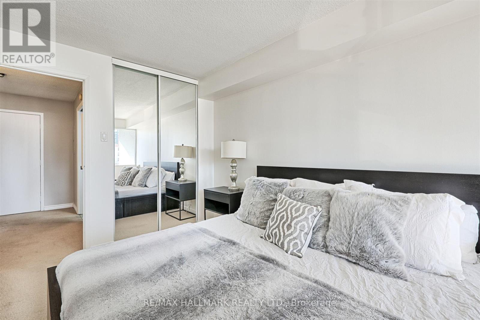 8e - 86 Gerrard Street E, Toronto, Ontario  M5B 2J1 - Photo 15 - C12387602