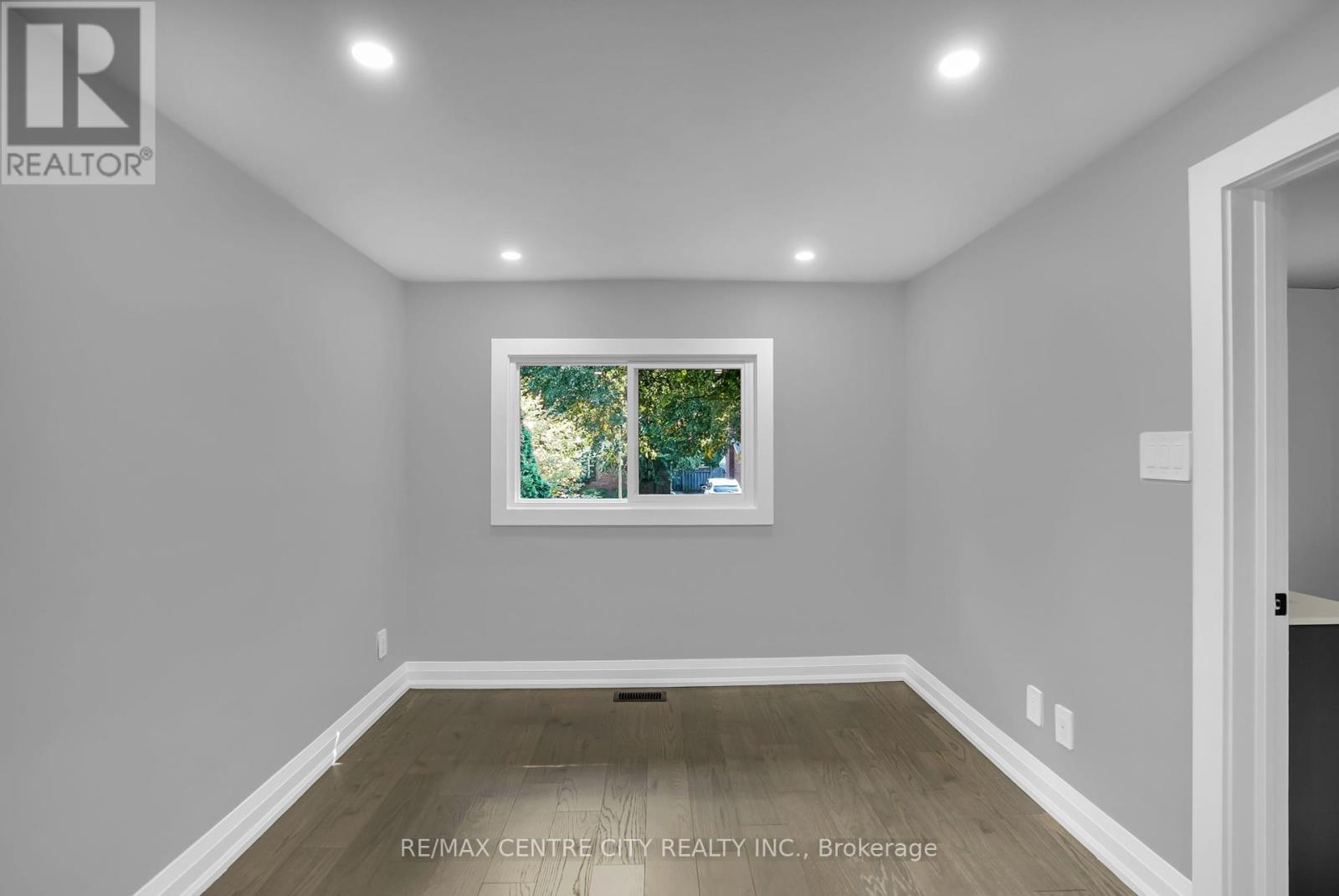 700 Glengyle Crescent, London North, Ontario  N5X 1X7 - Photo 16 - X12387710