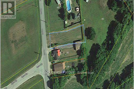 103 Bay Street, Leeds And The Thousand Islands, Ontario  K0H 2N0 - Photo 16 - X12387542