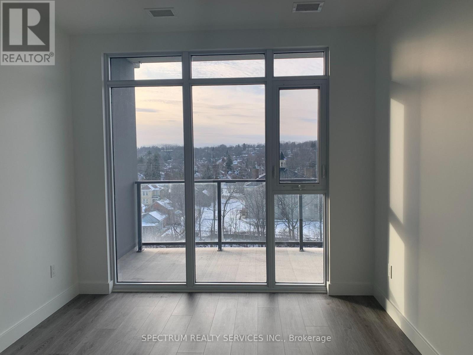 910 - 15 Glebe Street, Cambridge, Ontario  N1S 0C3 - Photo 11 - X12387554
