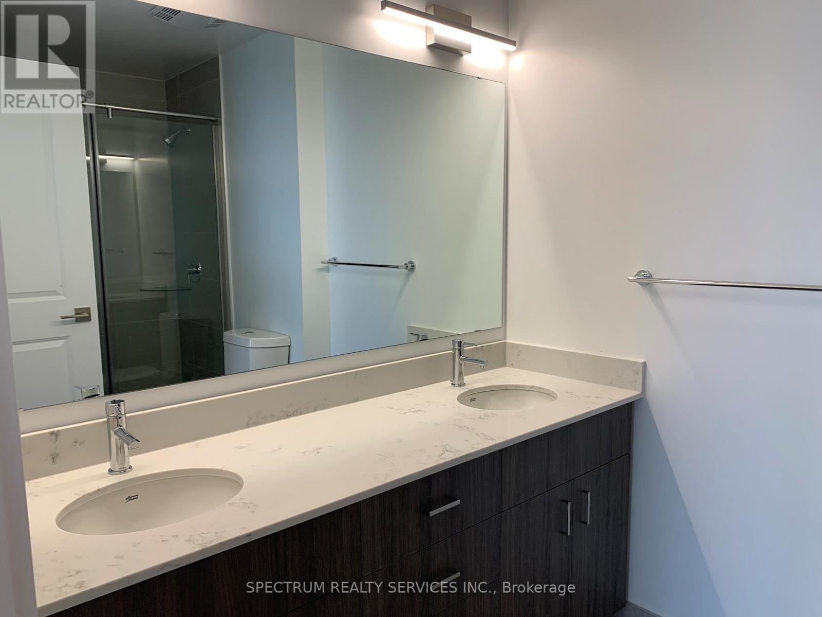 910 - 15 Glebe Street, Cambridge, Ontario  N1S 0C3 - Photo 9 - X12387554