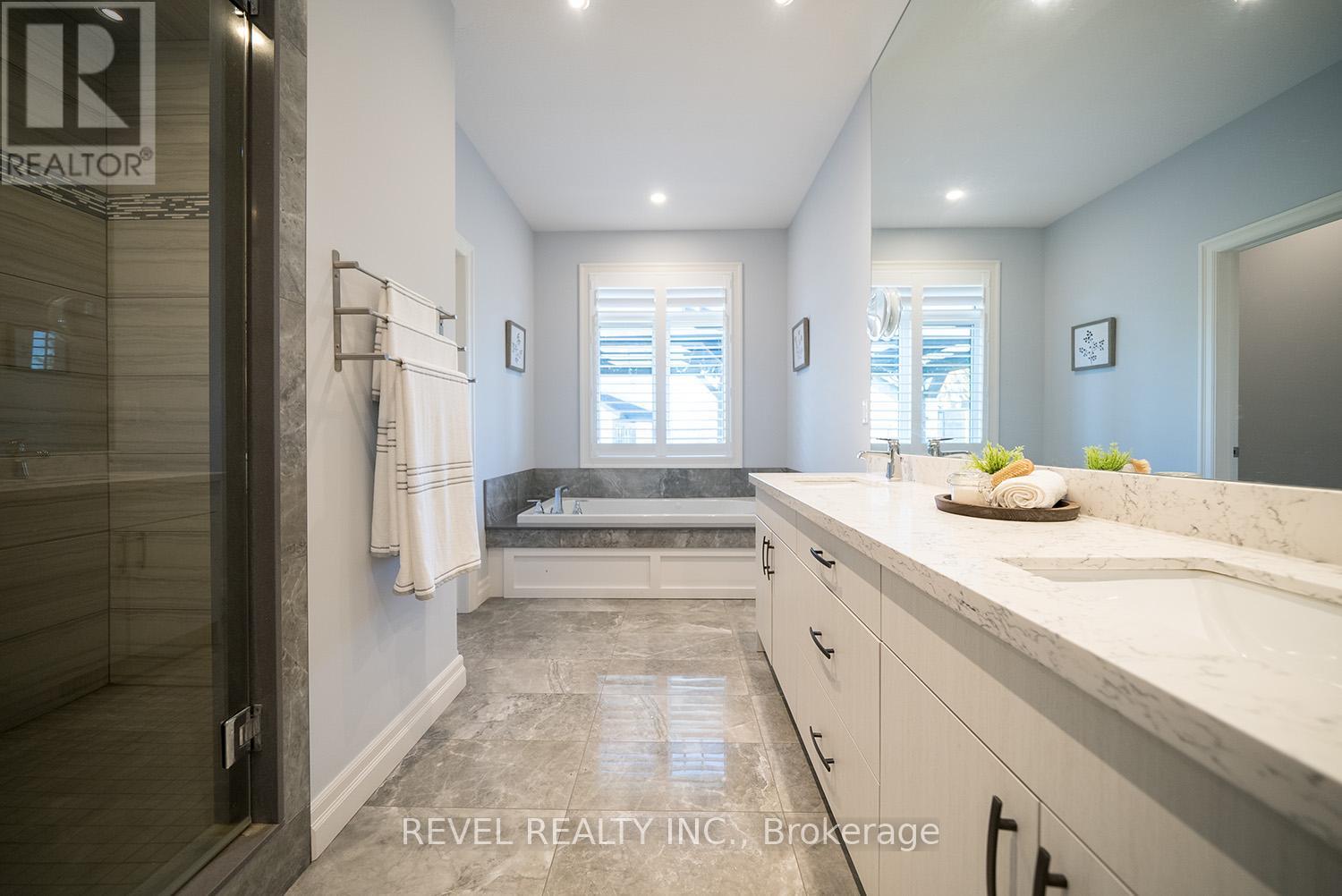 21 Tedley Boulevard, Brantford, Ontario  N3T 0E3 - Photo 25 - X12387597