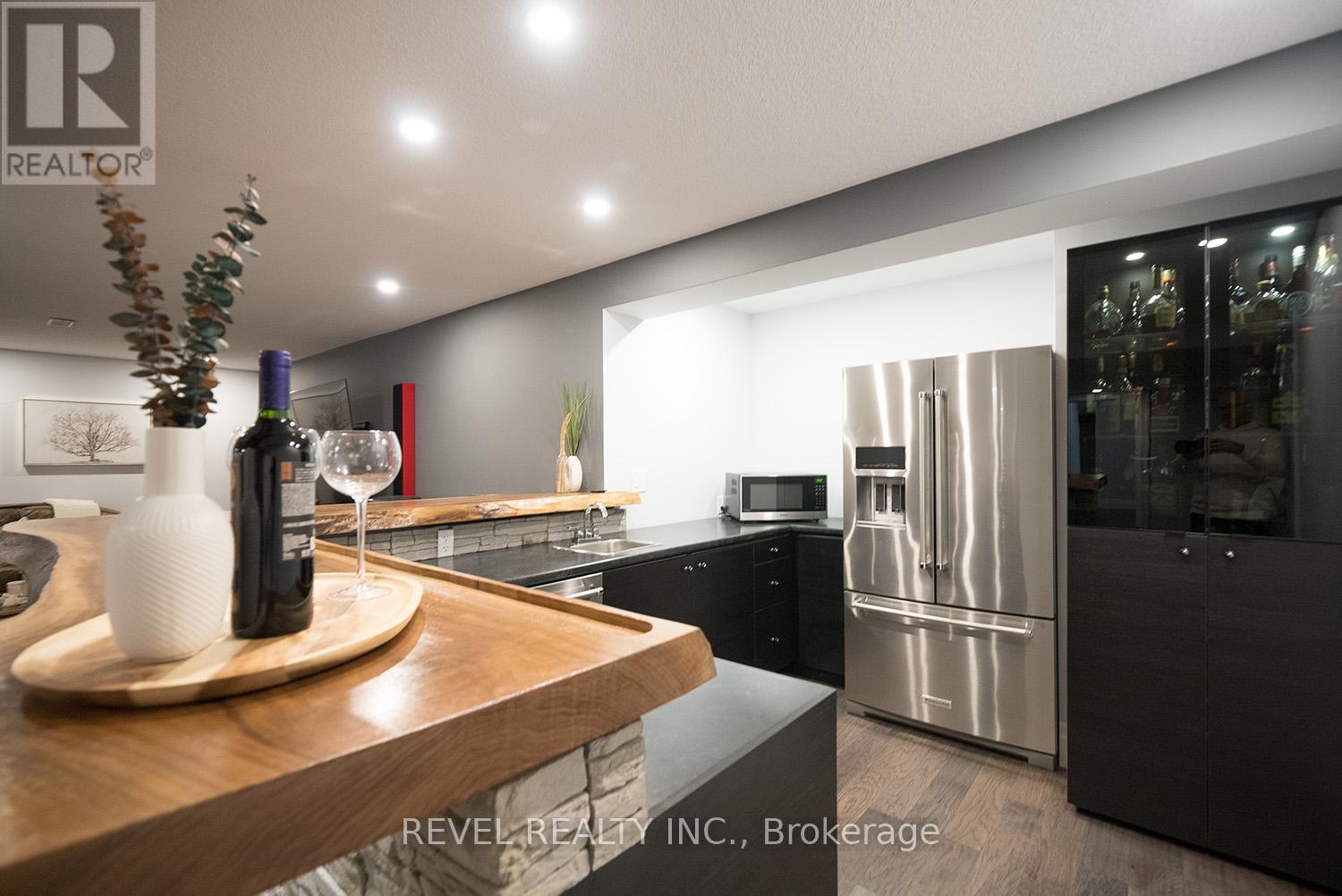 21 Tedley Boulevard, Brantford, Ontario  N3T 0E3 - Photo 31 - X12387597
