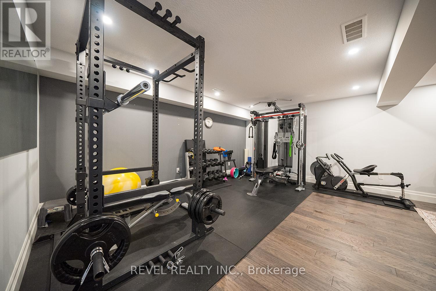 21 Tedley Boulevard, Brantford, Ontario  N3T 0E3 - Photo 34 - X12387597