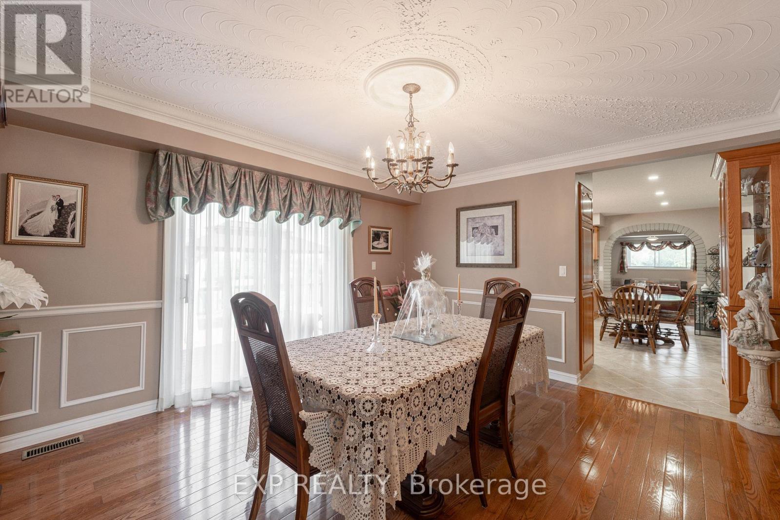 726 Line 7 Road, Niagara-On-The-Lake, Ontario  L0S 1J0 - Photo 14 - X12387655