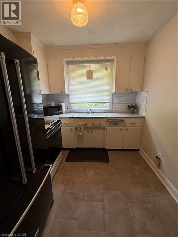 487 East 37th Street, Hamilton, Ontario  L8V 4C1 - Photo 9 - 40766787