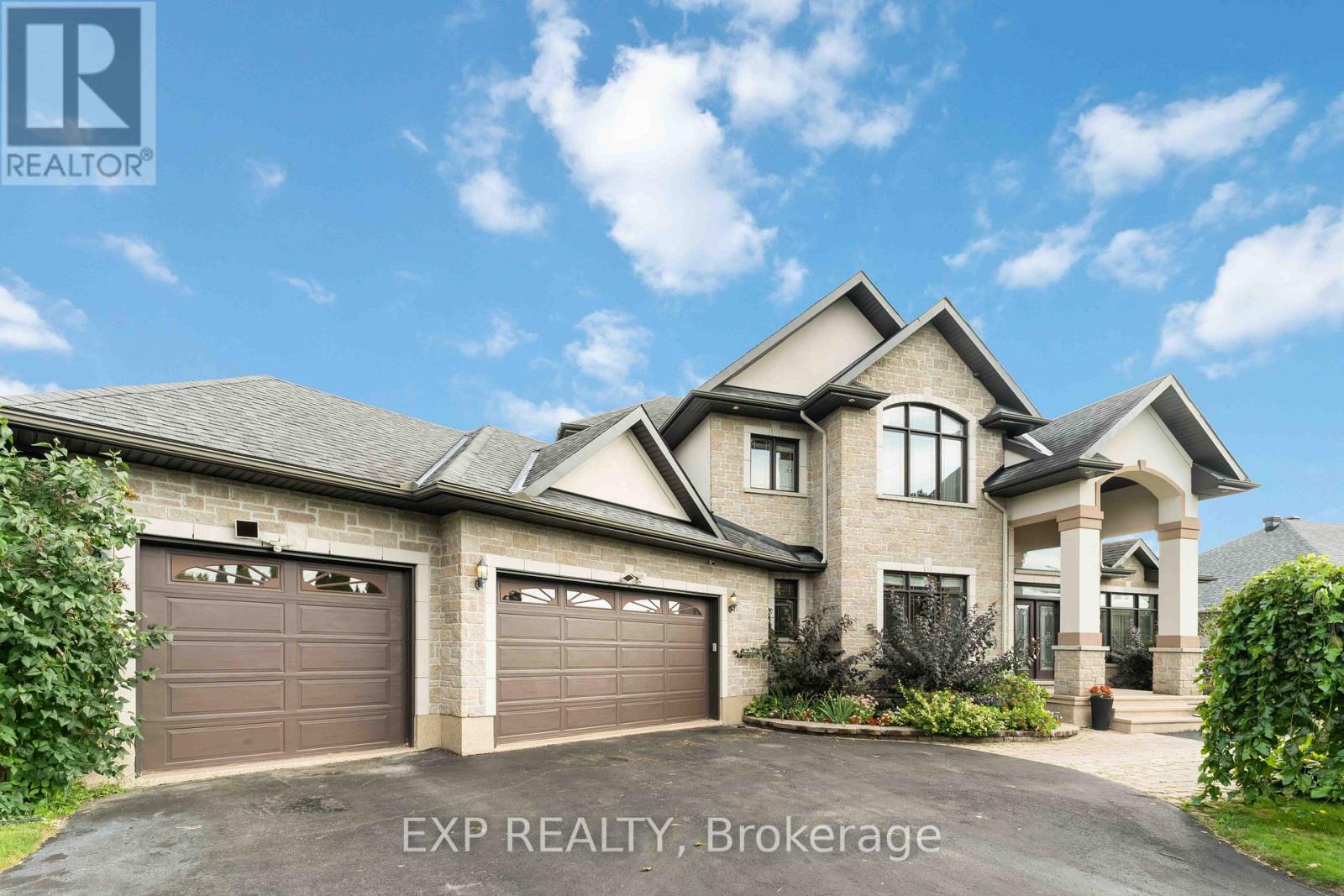 Property at 6984 LAKES PARK DRIVE image 1