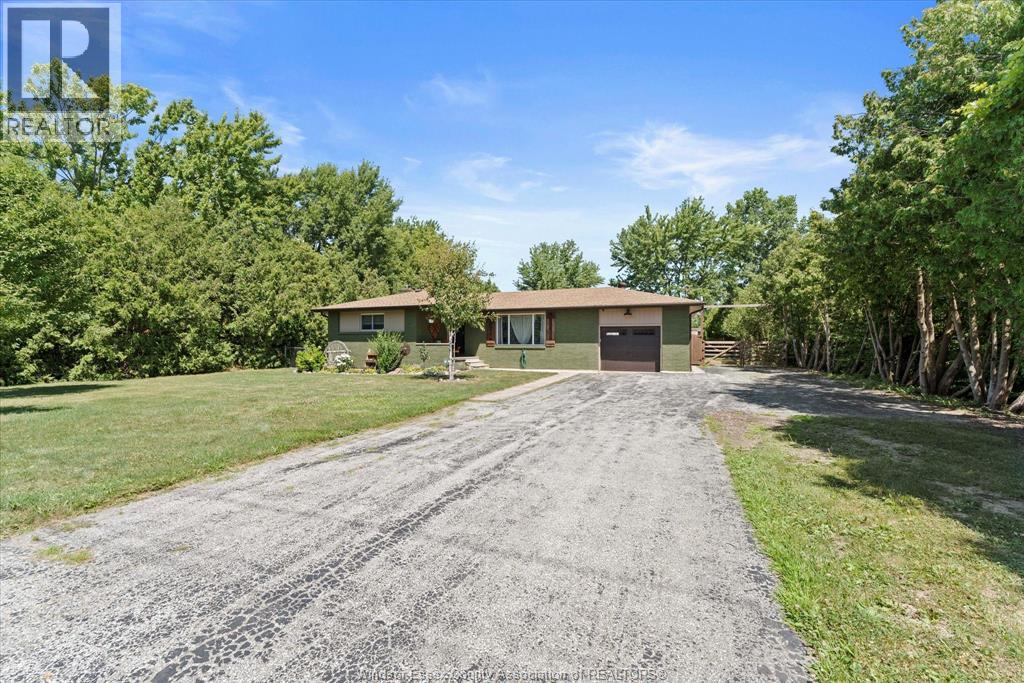 3500 Middle Side Road, Amherstburg, Ontario  N9V 2Y9 - Photo 4 - 25022650