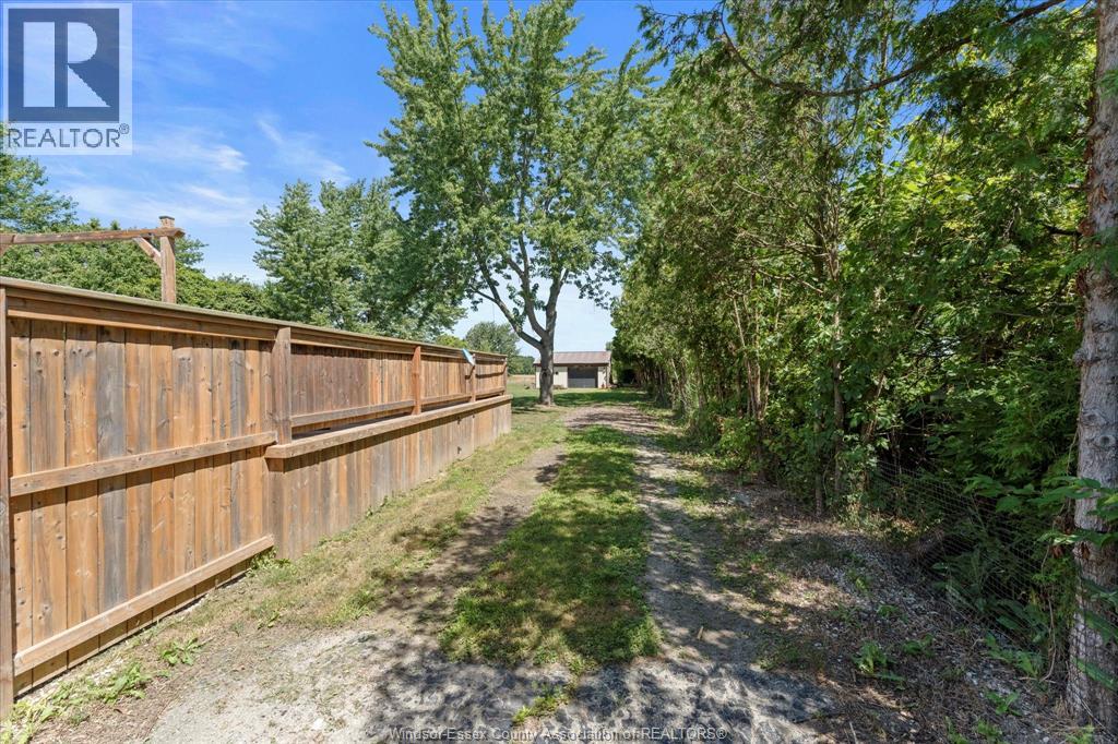 3500 Middle Side Road, Amherstburg, Ontario  N9V 2Y9 - Photo 36 - 25022650