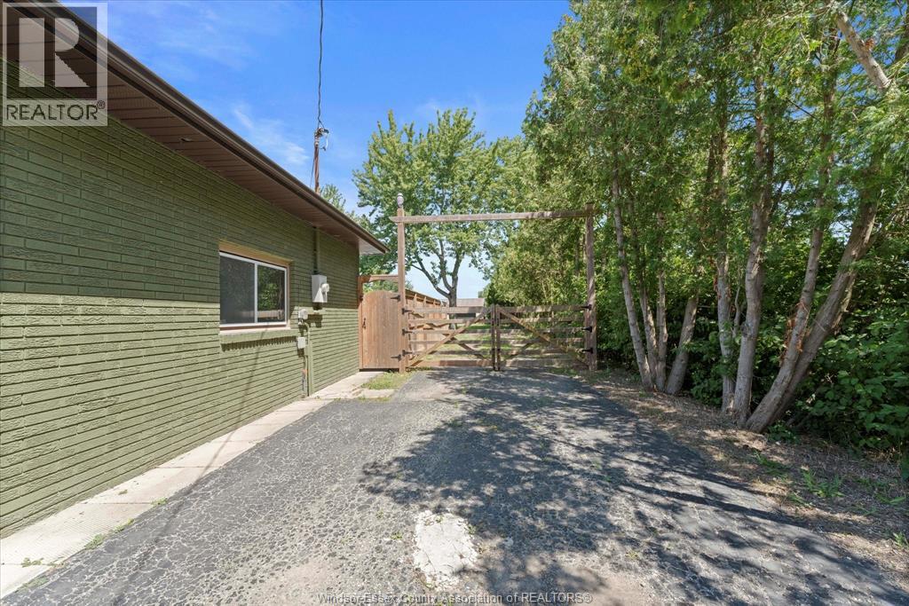 3500 Middle Side Road, Amherstburg, Ontario  N9V 2Y9 - Photo 35 - 25022650