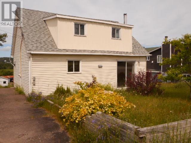 20 Main Street, Springdale, Newfoundland & Labrador  A0J 1T0 - Photo 1 - 1287589