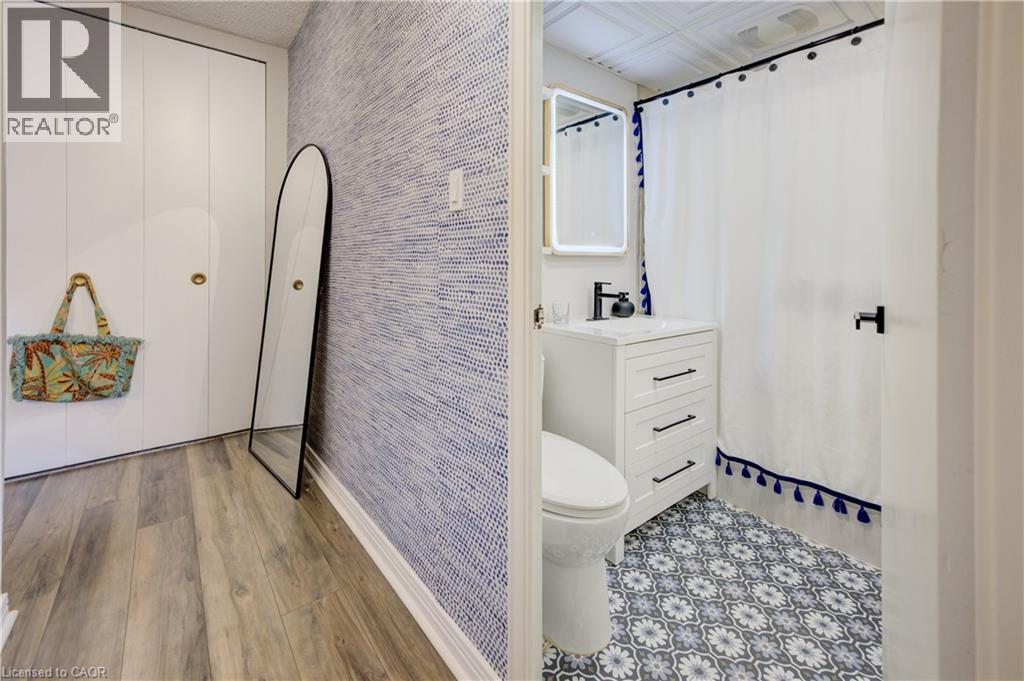 45 Westmount Road N Unit# 302, Waterloo, Ontario  N2L 2R3 - Photo 16 - 40763055