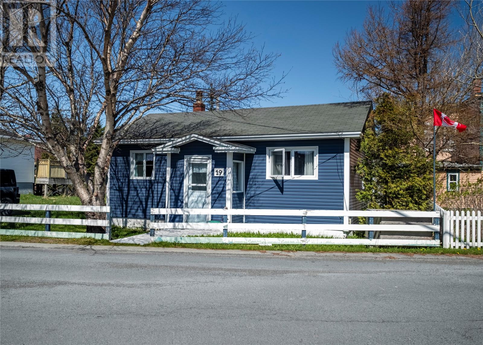 19 Mckendrick Street, Placentia, Newfoundland & Labrador  A0B 1S0 - Photo 1 - 1290109