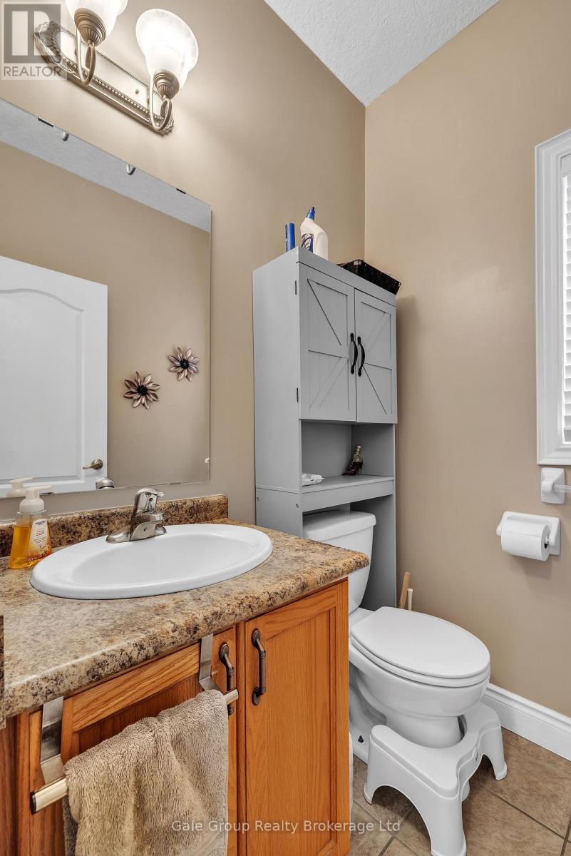 10 Westview Court, Woodstock, Ontario  N4T 0B8 - Photo 13 - X12387582