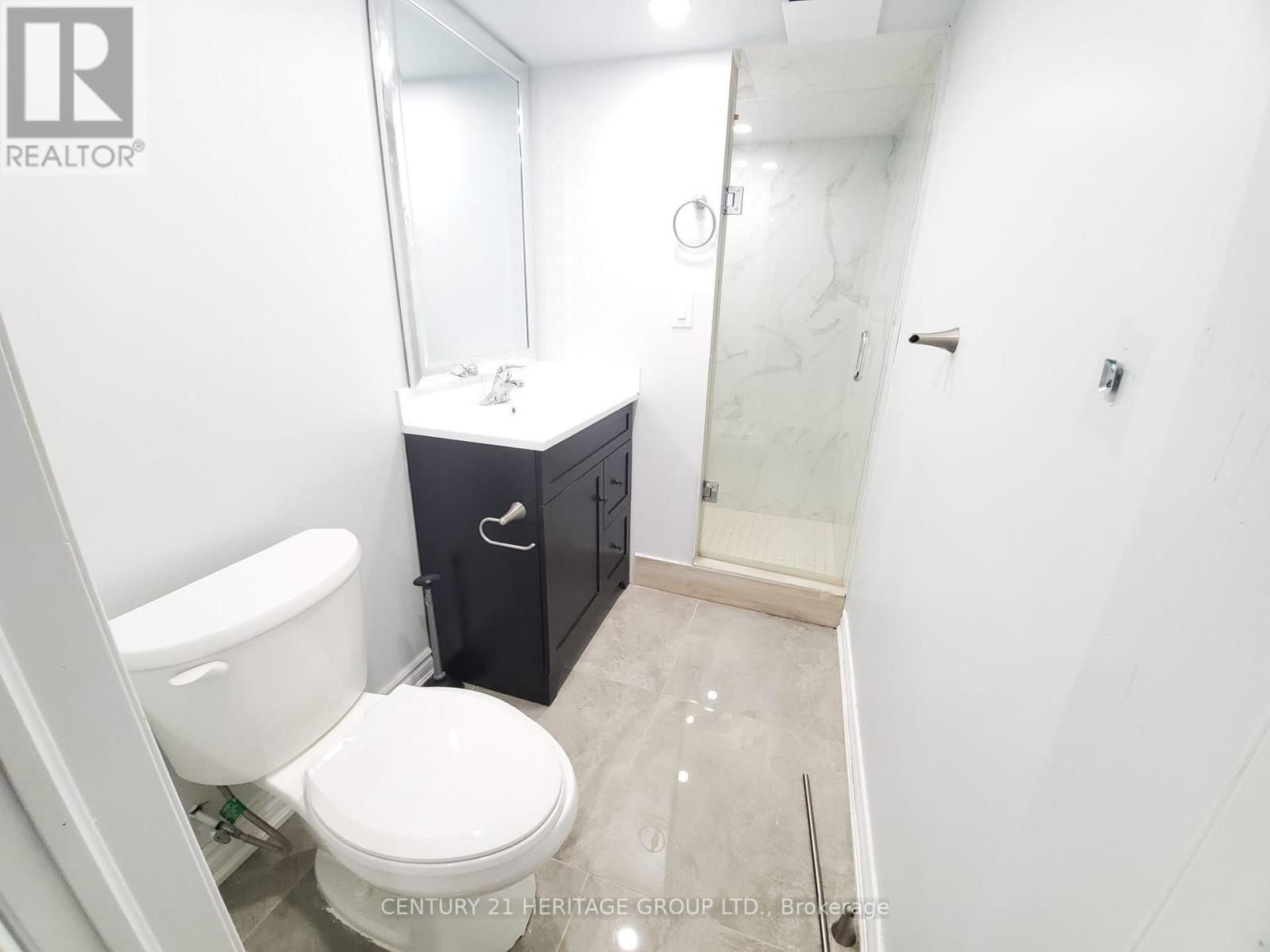 87 Pearcey Crescent, Barrie, Ontario  L4N 6R7 - Photo 12 - S12386155