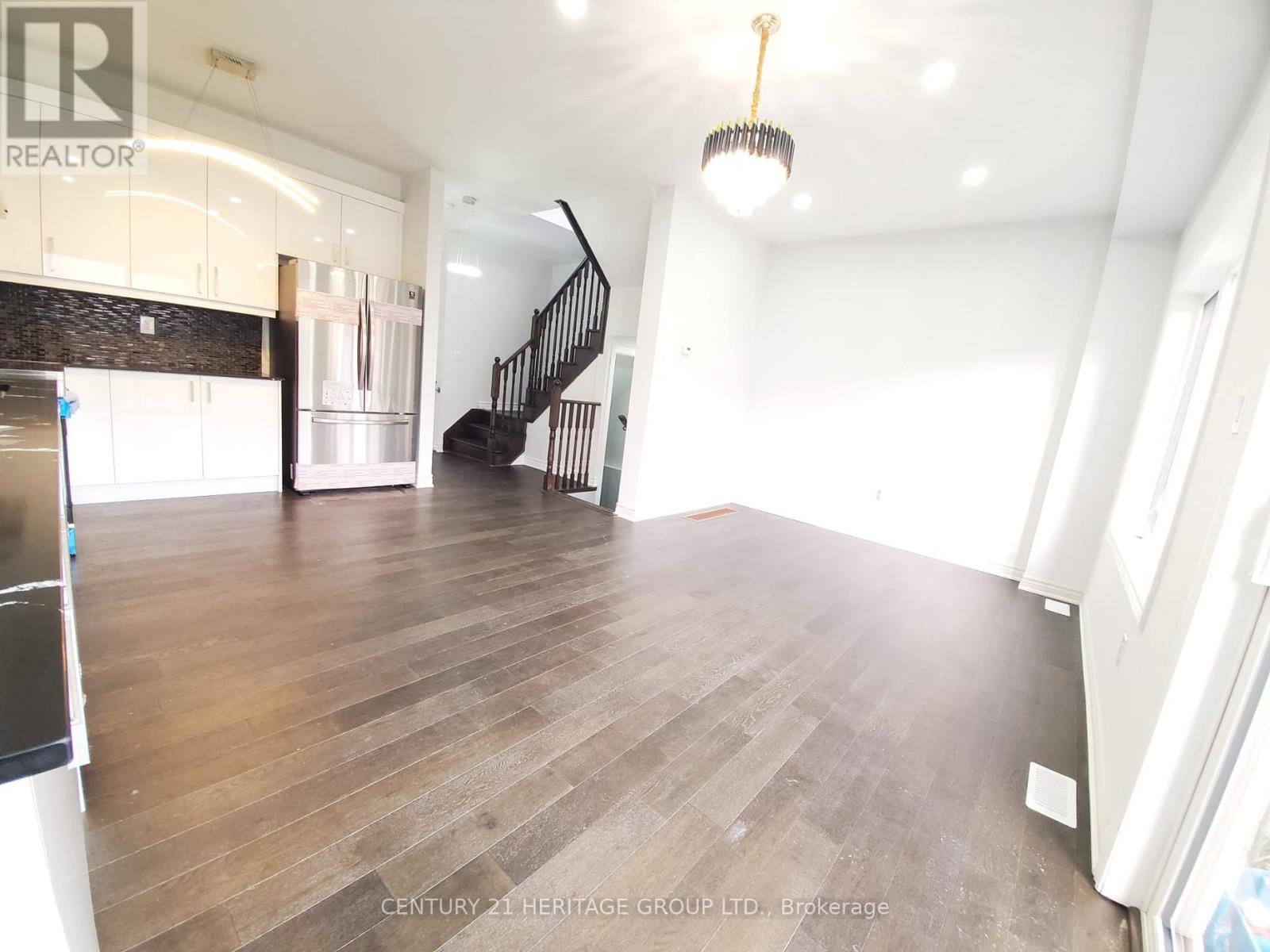 87 Pearcey Crescent, Barrie, Ontario  L4N 6R7 - Photo 19 - S12386155