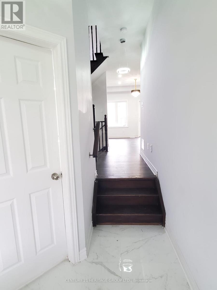 87 Pearcey Crescent, Barrie, Ontario  L4N 6R7 - Photo 21 - S12386155