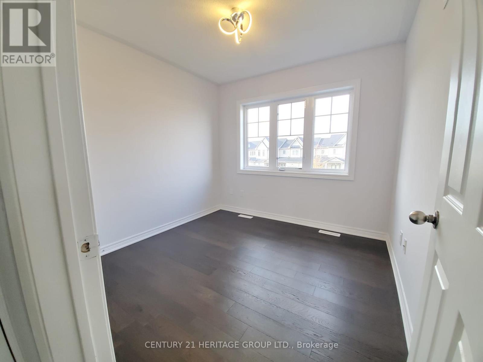 87 Pearcey Crescent, Barrie, Ontario  L4N 6R7 - Photo 25 - S12386155