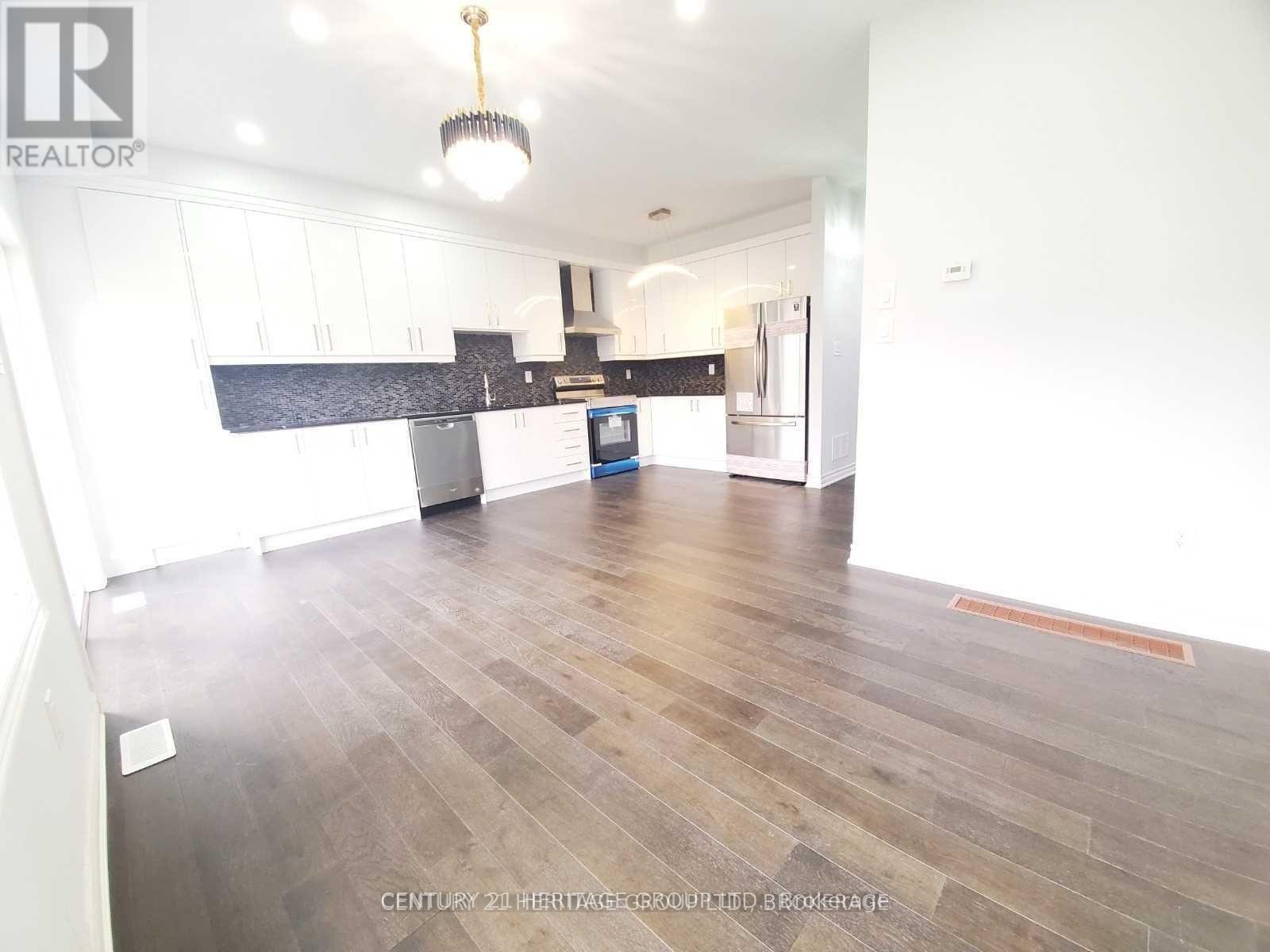 87 Pearcey Crescent, Barrie, Ontario  L4N 6R7 - Photo 8 - S12386155