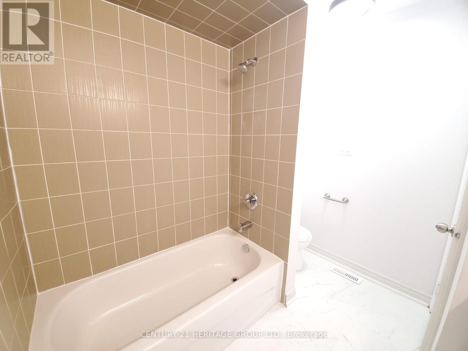 87 Pearcey Crescent, Barrie, Ontario  L4N 6R7 - Photo 23 - S12386155